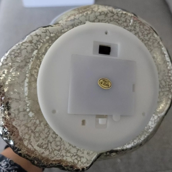 Glass Snowman Figurine with LED Lights - Picture 7 of 7